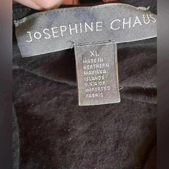 Josephine Chaus XL black surplice short sleeve wrap top. Attached belt . VGUC. - Picture 7 of 8